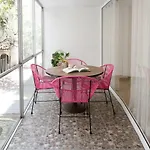 Artsy Apartment With Terrace And Balconies.